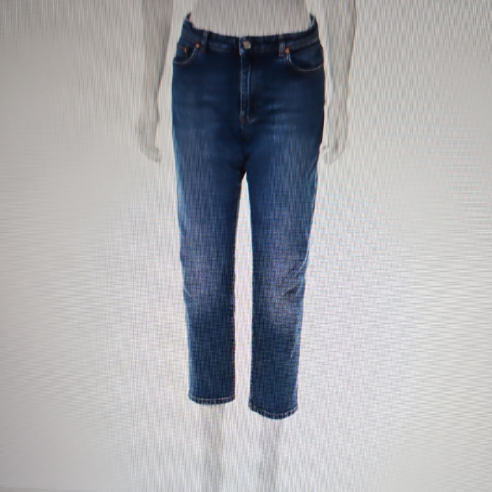 ACNE: Blue Str Vintage Mid Rise Cropped Jeans